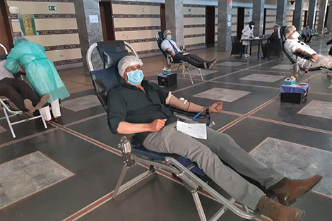 أسرة العدالة تتبرع بالدم لإنقاذ مرضى في مراكش