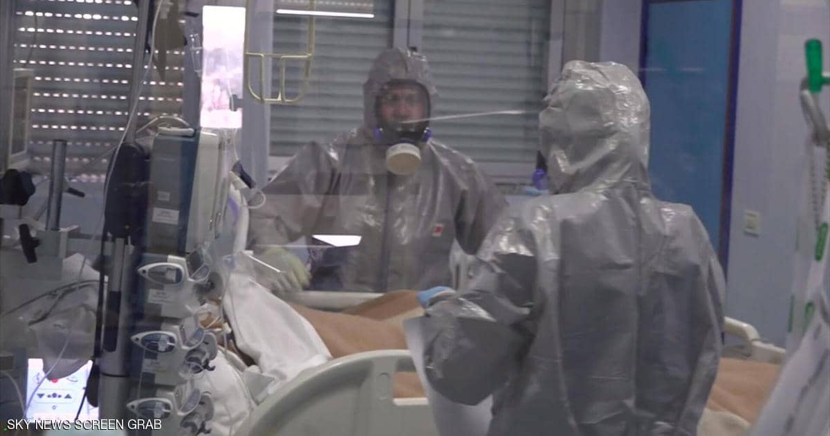 إيطاليا.. مشاهد غير مسبوقة من قلب مستشفى متطور لعلاج كورونا