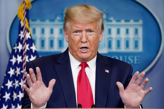 الرئيس الأمريكي: سنتخذ قرارا بشأن حالة الإغلاق الاقتصادي بحلول نهاية الأسبوع