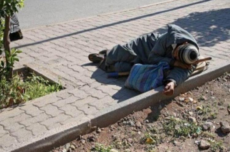 سلطات البيضاء تأوي متشردين في قاعات رياضية لاحترام “الطوارئ”