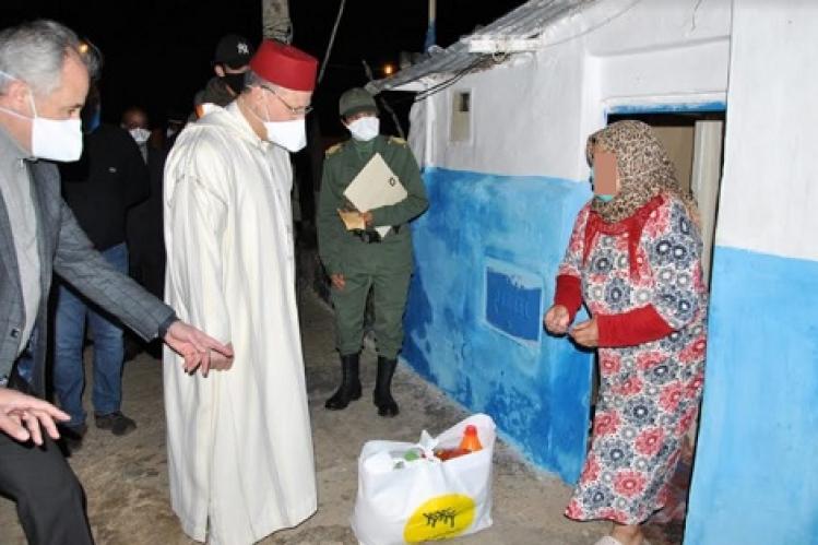 عامل العرائش يعطي انطلاقة عملية الدعم الغذائي