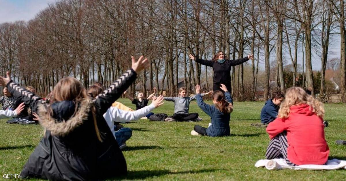 كيف تفتح 12 دولة “إغلاق كورونا”.. بطريقتها الخاصة؟