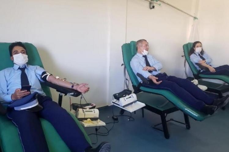 “موظفو الجمارك” يتبرعون بالدم في فاس ومكناس