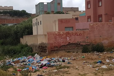الأزبال تغضب سكان “آيت مايت” في الدريوش
