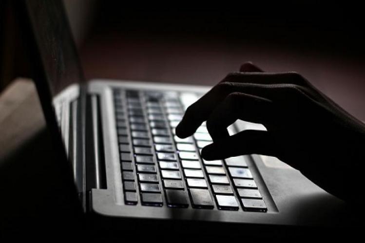 “الداخلية” تفرض على الجماعات التواصل مع المواطنين عبر “الإيميل”