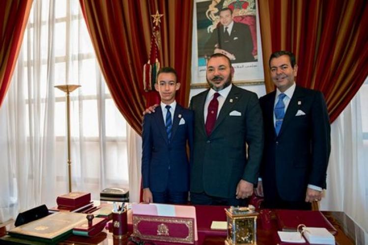 الهولدينغ الملكي يقدم أطنان المساعدات الغذائية لآلاف الأسر المعوزة