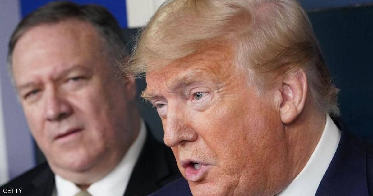 بعد “واقعة الكلب”.. ترامب يدافع عن بومبيو و”غسل صحونه”