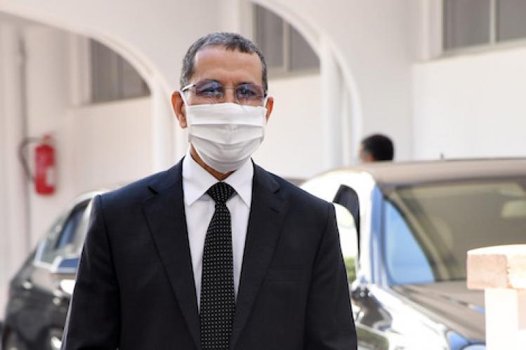 رئيس الحكومة يدعو إلى التعايش مع “كورونا” خلال الشهور المقبلة