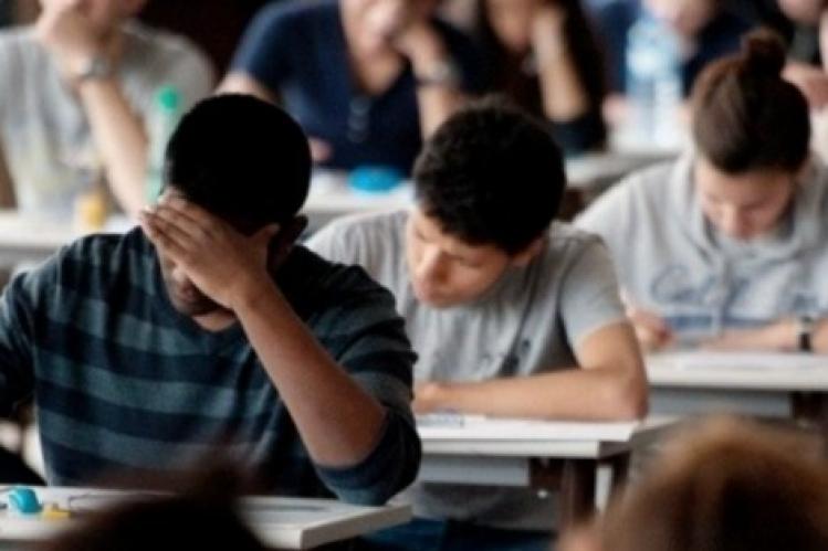 رسميا .. وزير التربية يحدّد مواعيد امتحانات الباكلوريا والجامعات