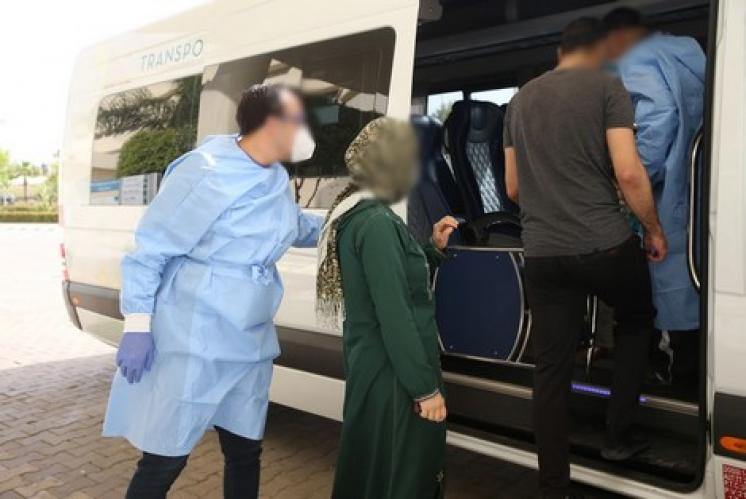 معدل سن “مرضى كورونا” 35 .. والرجال أكثر إصابة من النساء