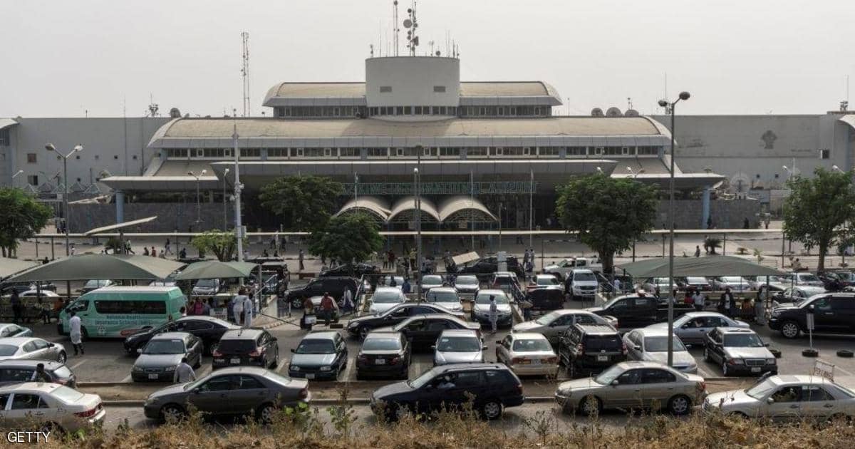 نيجيريا تحتجز طائرة بريطانية “خرقت قيود كورونا”