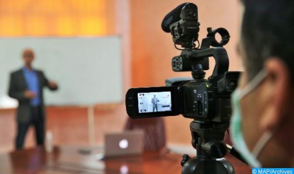 هذا ما أعلنته وزارة التربية الوطنية بخصوص بث الدروس المصورة خلال عطلة عيد الفطر