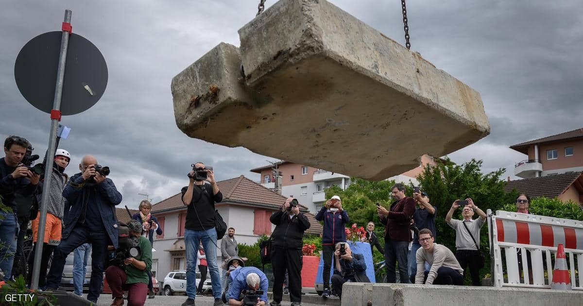 أوروبا تبدأ فعليا في إعادة فتح الحدود