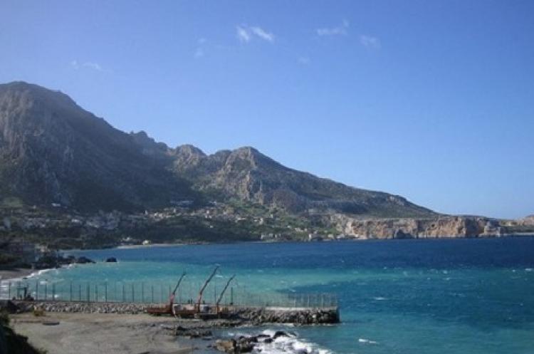 إيداع متسللين من سبتة الحجر الصحي بالفنيدق