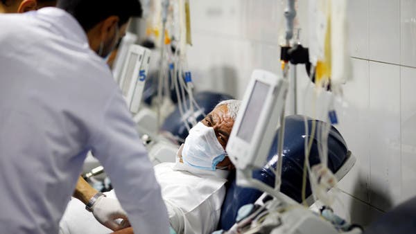 الإصابة بكورونا مع “أعراض خفيفة” لا تولد مناعة قوية