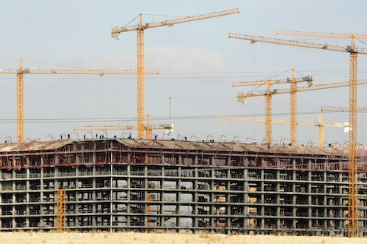 بوشارب تدعم مقاولات البناء بـ100 مليار لحماية مناصب الشغل