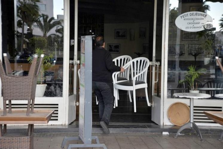 تضرّر المقاهي من حالة الطوارئ الصحية يهدد بفقدان مناصب شغل