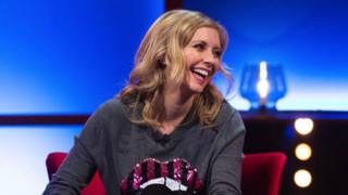 تيك توك: عملاق وسائل التواصل الاجتماعي يكشف عن خطط لتقديم محتوى تعليمي