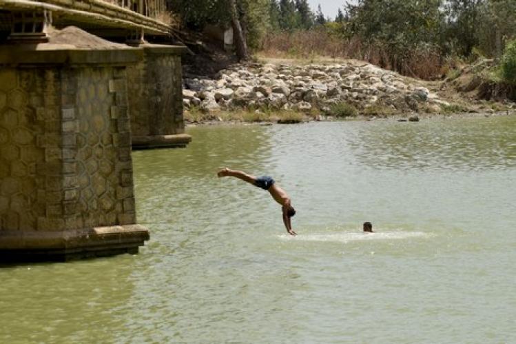 حملة تحذر من خطر السباحة في الأودية والسدود‎