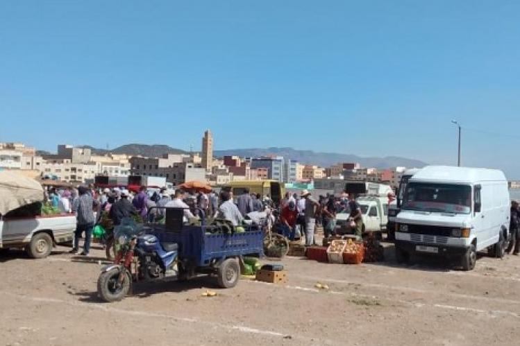 رواج تجاري باهت داخل سوق سلوان ناحية النّاظور