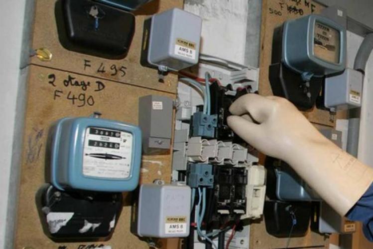 “ريضال”: تزايد الاستهلاك بالحجر الصحي وراء ارتفاع فواتير الكهرماء