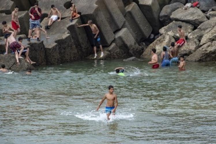 طقس حار إلى غاية السبت بعدد من مناطق المغرب