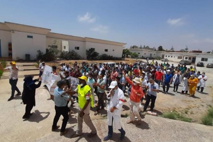 أطر الصحة يحتجّون ضد “التّضييق” بمشفى العروي
