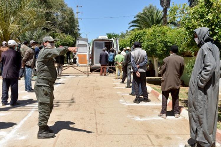 الحكومة تستهدف الفقراء بداية من سنة 2022 بسبب الانتخابات