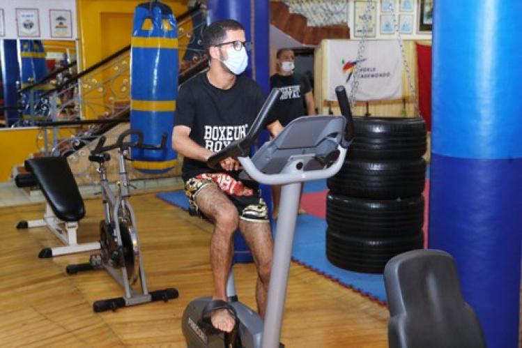 الحياة تدب في القاعات الرياضية بعد توقف 3 أشهر