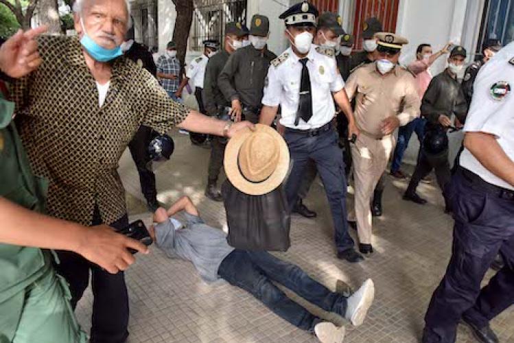 الشناوي يسأل الرميد عن وقفة “الجبهة الاجتماعيّة”