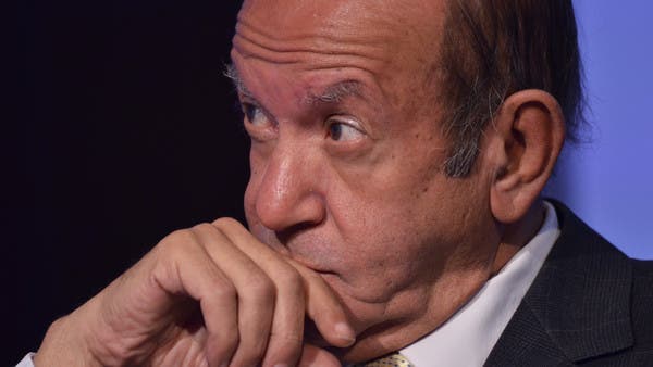 بسبب المرض.. لطفي لبيب يعلن اعتزاله