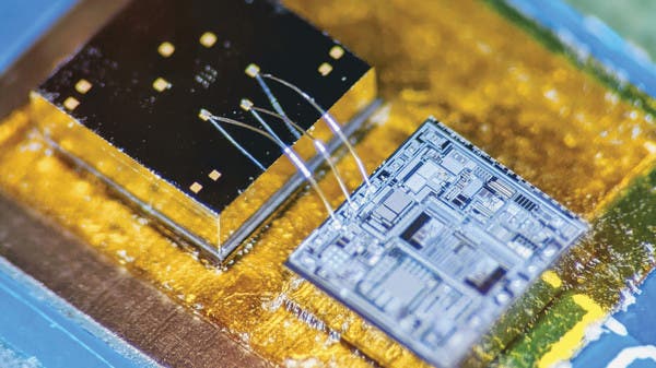 تطوير رقاقة لمراقبة أداء القلب والرئتين عن بُعد