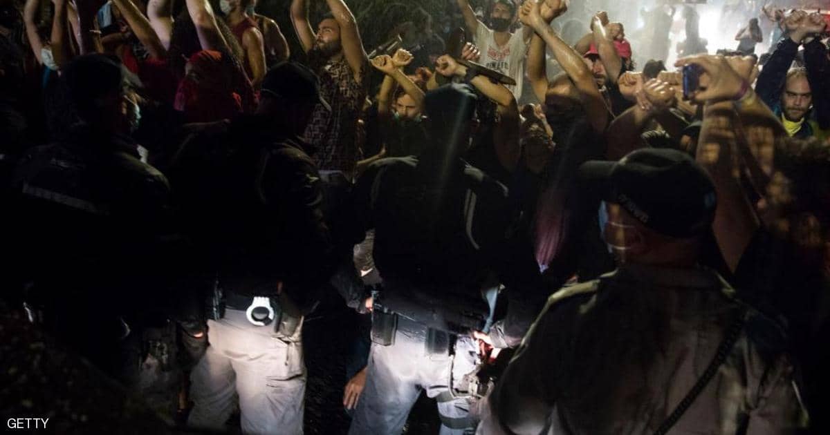 تظاهرات إسرائيلية ضد نتانياهو.. مصادمات وغاز مسيل للدموع