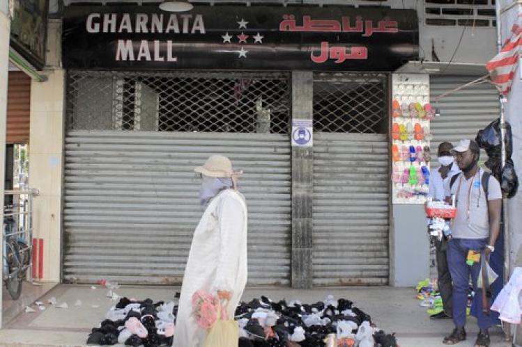 سكان الدار البيضاء يرفضون عودة مظاهر فوضى الباعة الجائلين