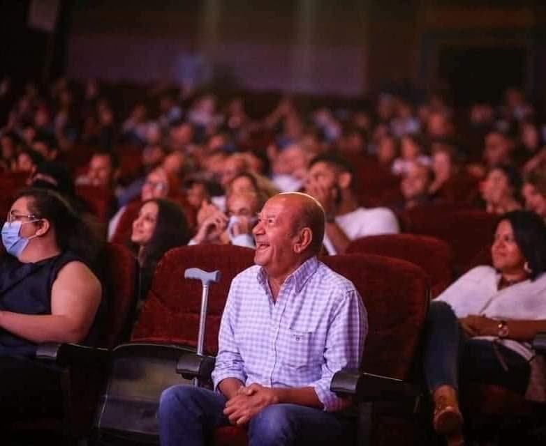 أحمد عز يبكي لطفي لبيب.. لهذا السبب