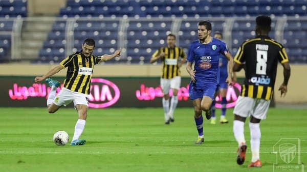 اتحاد جدة يقتنص نقطة ثمينة أمام الفتح بعشرة لاعبين