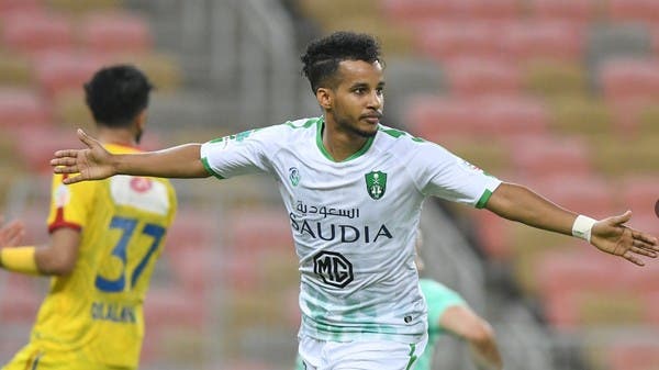 الأهلي يهزم الحزم برباعية في مباراة “الأخطاء”