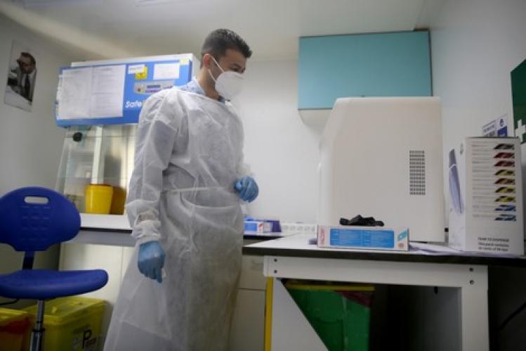 تنقلات عيد الأضحى و”خرق الوقاية” وراء ارتفاع “إصابات كورونا”