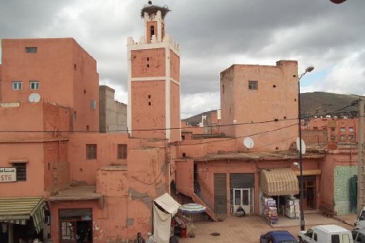 “جبهة اجتماعية” تدين “إقصاء وتهميش” دمنات