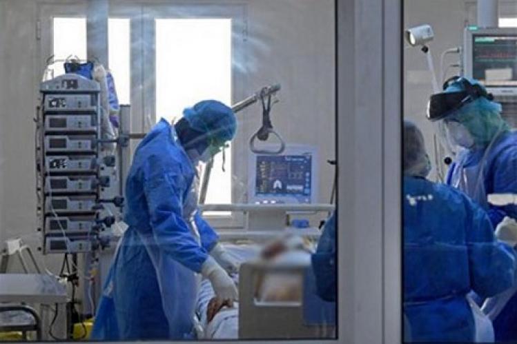 “ضحايا كورونا” يلامسون الألف .. و”الجائحة” تتصاعد دون حلول