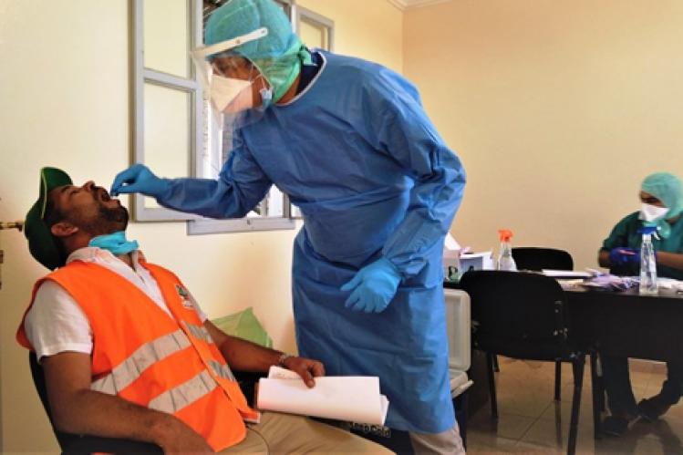 فحوص تبحث عن كورونا بين “مقدّمين” في مرتيل‎