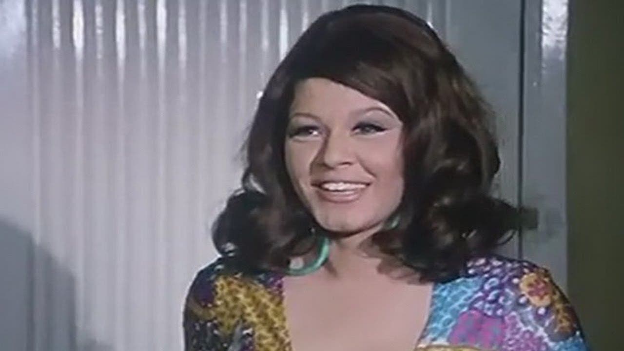 لماذا فضلت شويكار العزلة في سنواتها الأخيرة؟