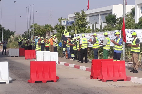 محتجون يعتصمون بمدخل “الأطوروت” قرب خريبكة