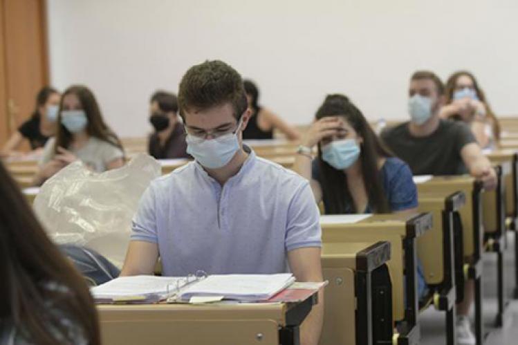 مليلية تقرر “التعليم الحضوري” وفق شروط وقائية