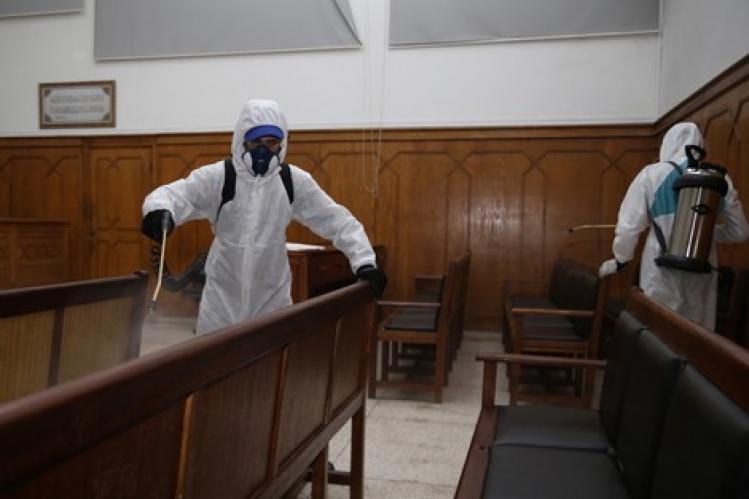 نقابيون يطالبون بفحوصات “كورونا” لموظفي العدل