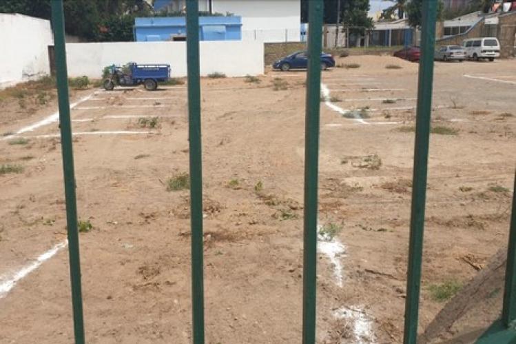 هذه أسباب تحويل ملعب إلى “باركينغ” بالمحمدية