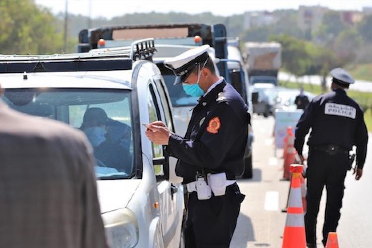 الأمن يكثّف مراقبة “السّدود” ويمنعُ “تسلّل” مواطنين من مدنٍ موبوءة