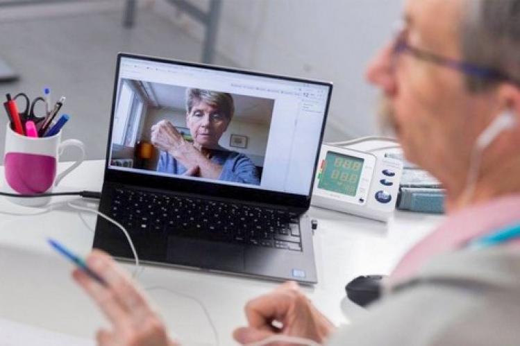 الحالة الوبائية تبرز مطالب بالاعتماد على “الطب عن بعد‬” في المغرب