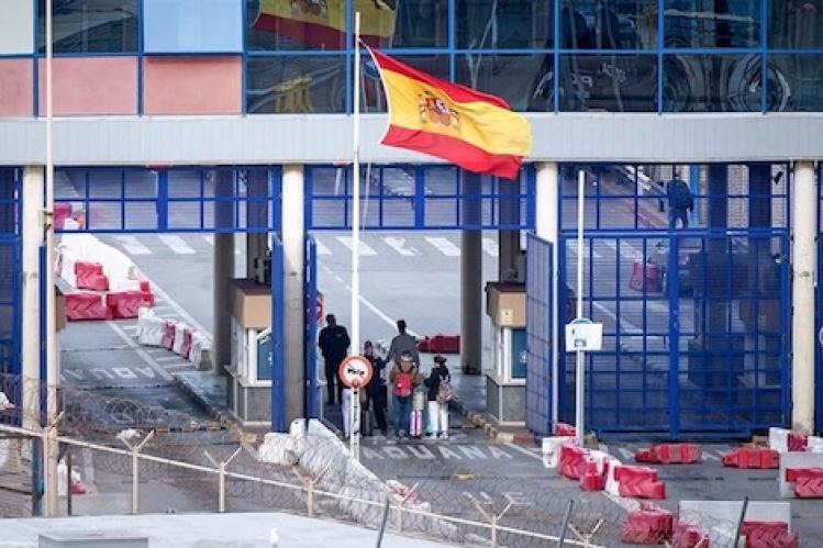 الضياع يتربص بمستقبل مغاربة متمدرسين في سبتة