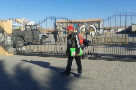 المعاناة تعصف بأحلام رحالة مغربي ستيني جاب البلاد في 5 أشهر